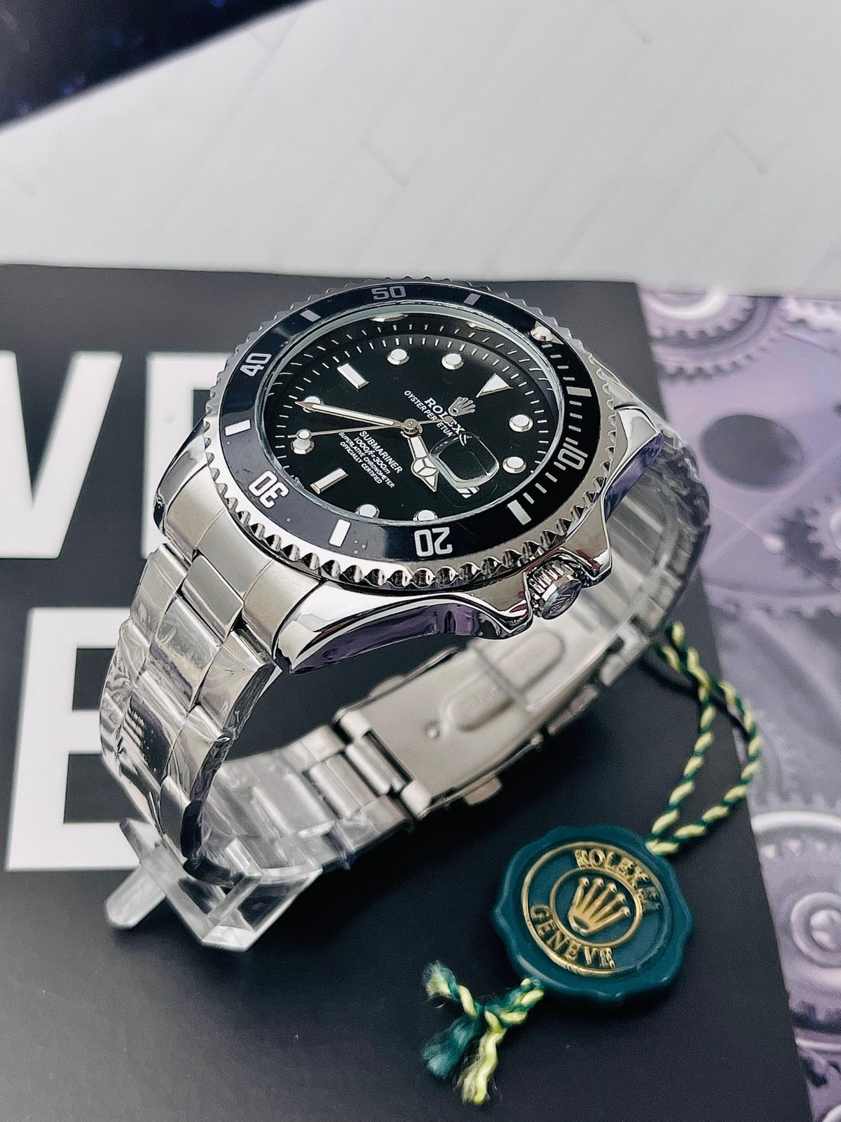 Reloj Rolex Submariner+Estuche de lujo.